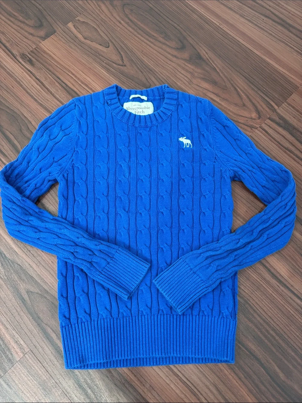 Abercrombie & Fitch Men's Bright Blue Cable Crewneck Sweater